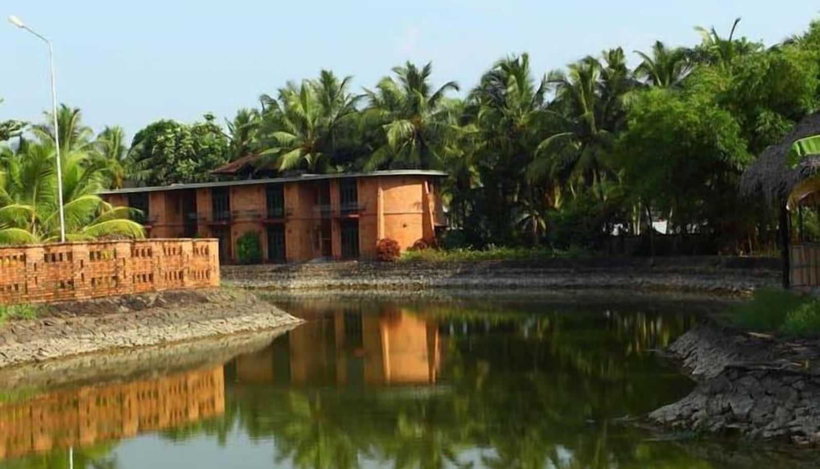 Dintorni - BTH Sarovaram