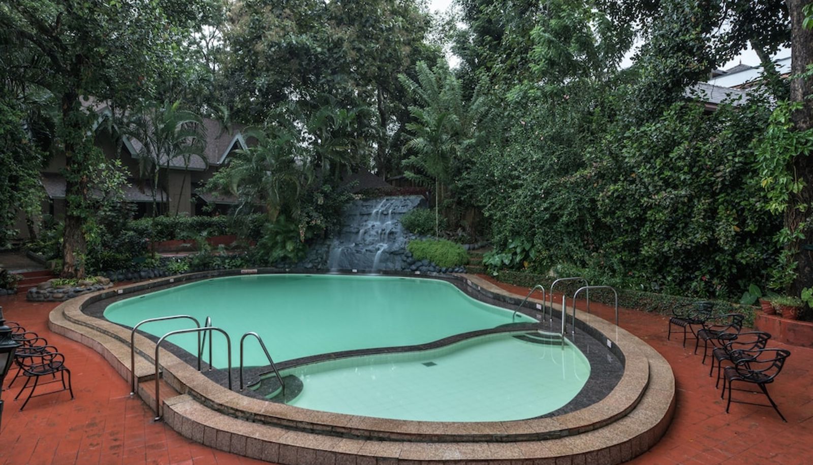 Pool - Club Mahindra Thekkady