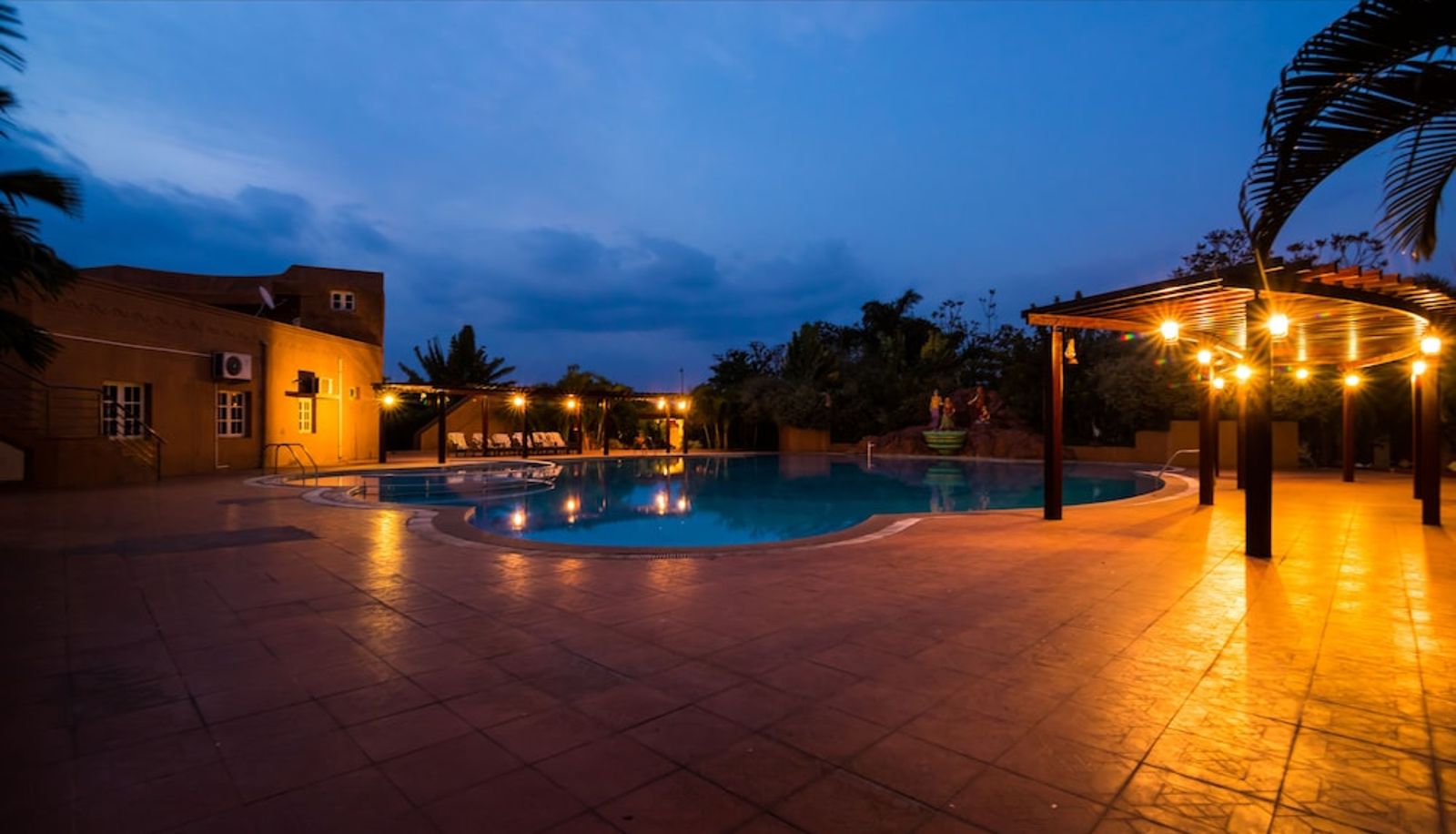 Pool - Hampi Vijayshree Resort