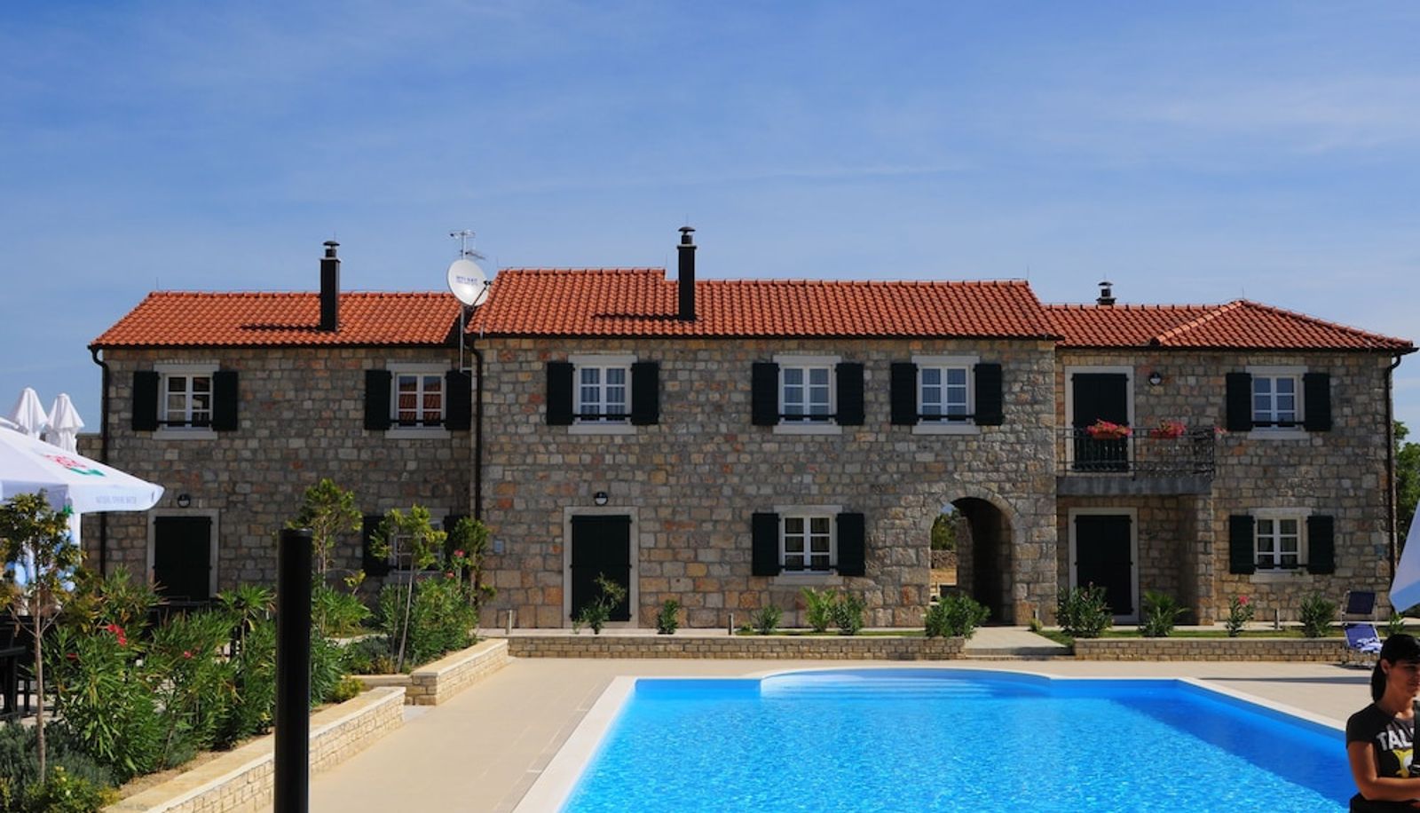Piscine - Pansion Skelin