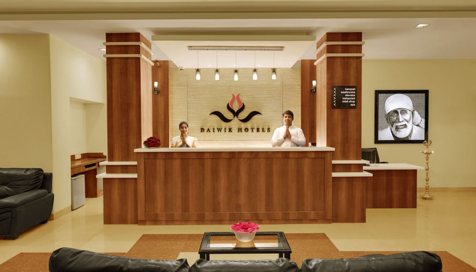 Rezeption - Daiwik Hotels