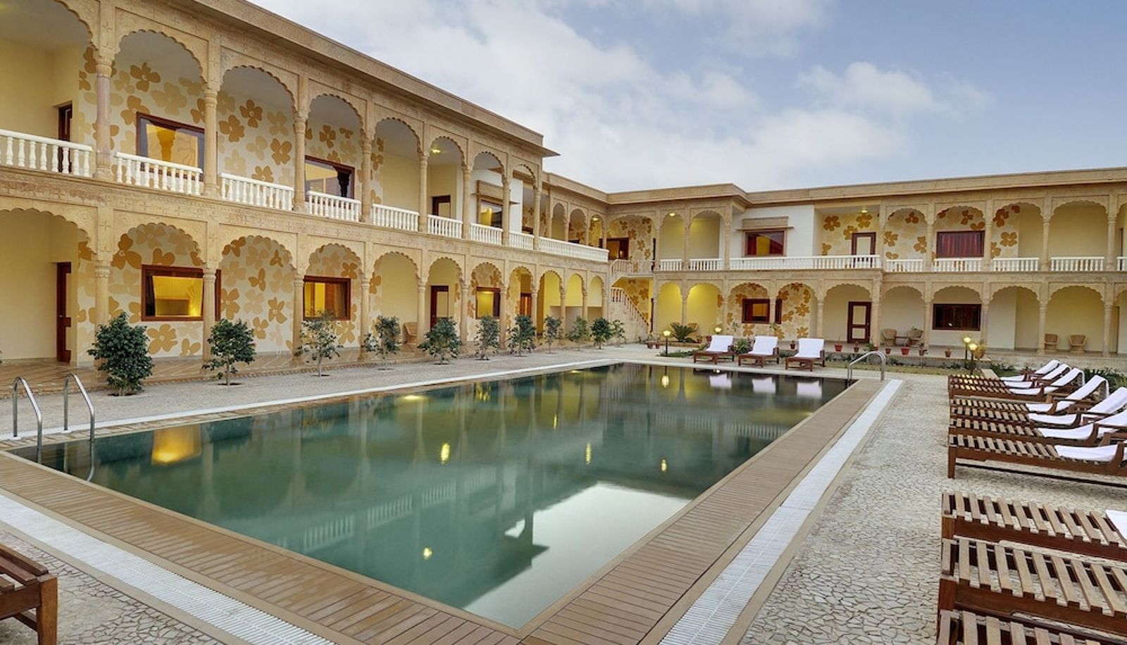 Pool - Club Mahindra Jaisalmer