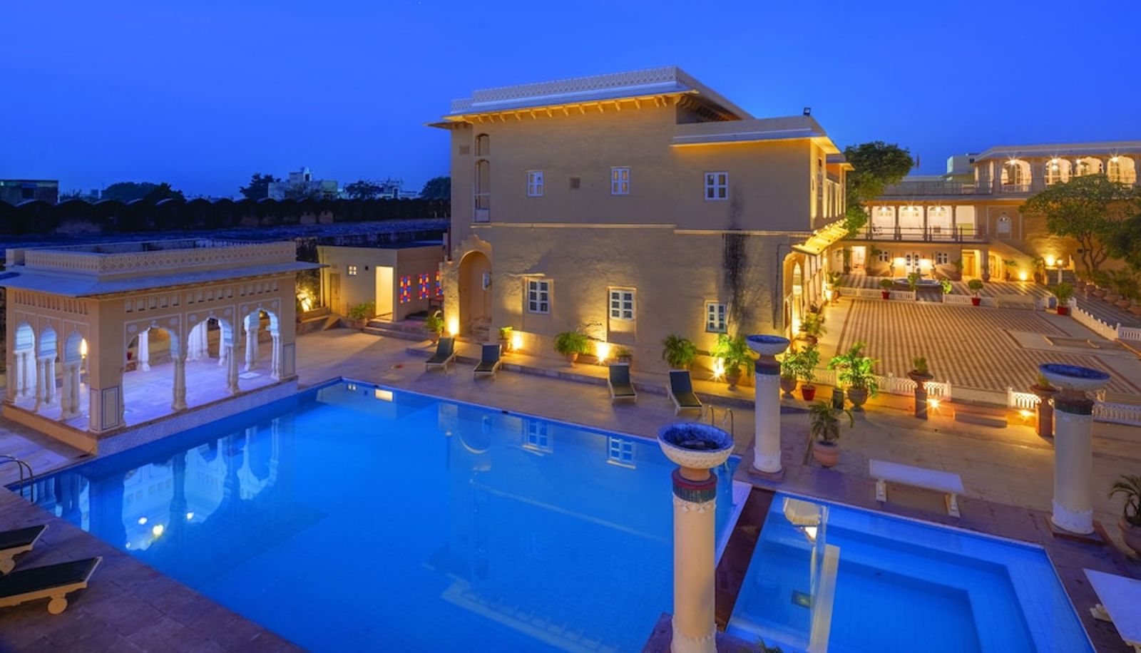 Pool - Chomu Palace Hotel