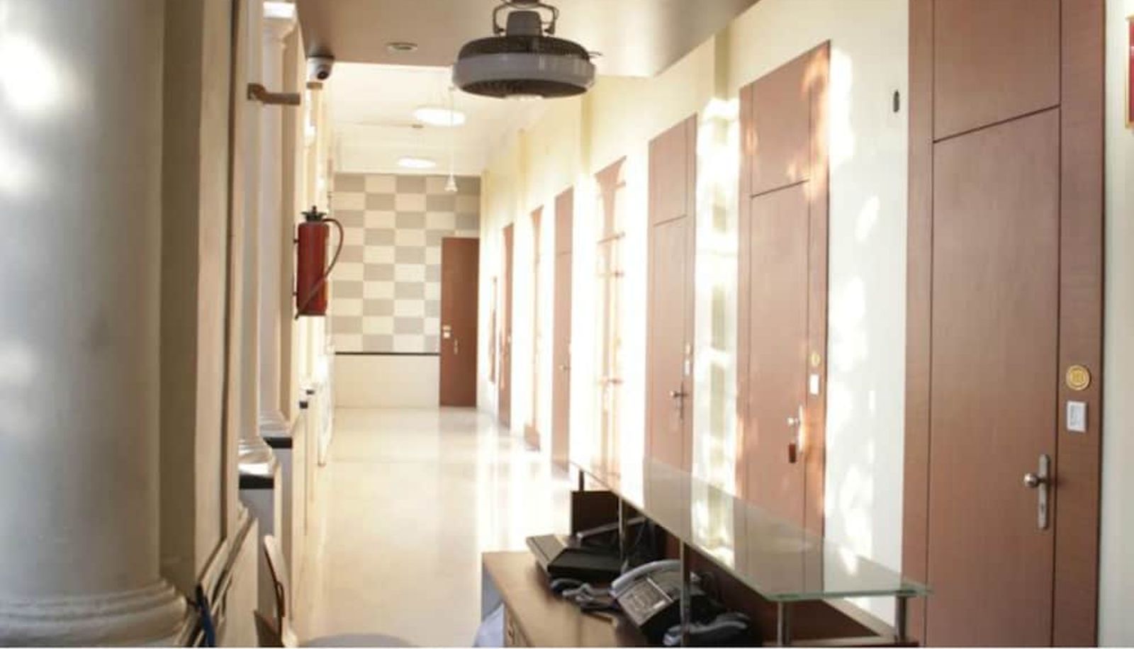 Reception - Elphinstone Hotel