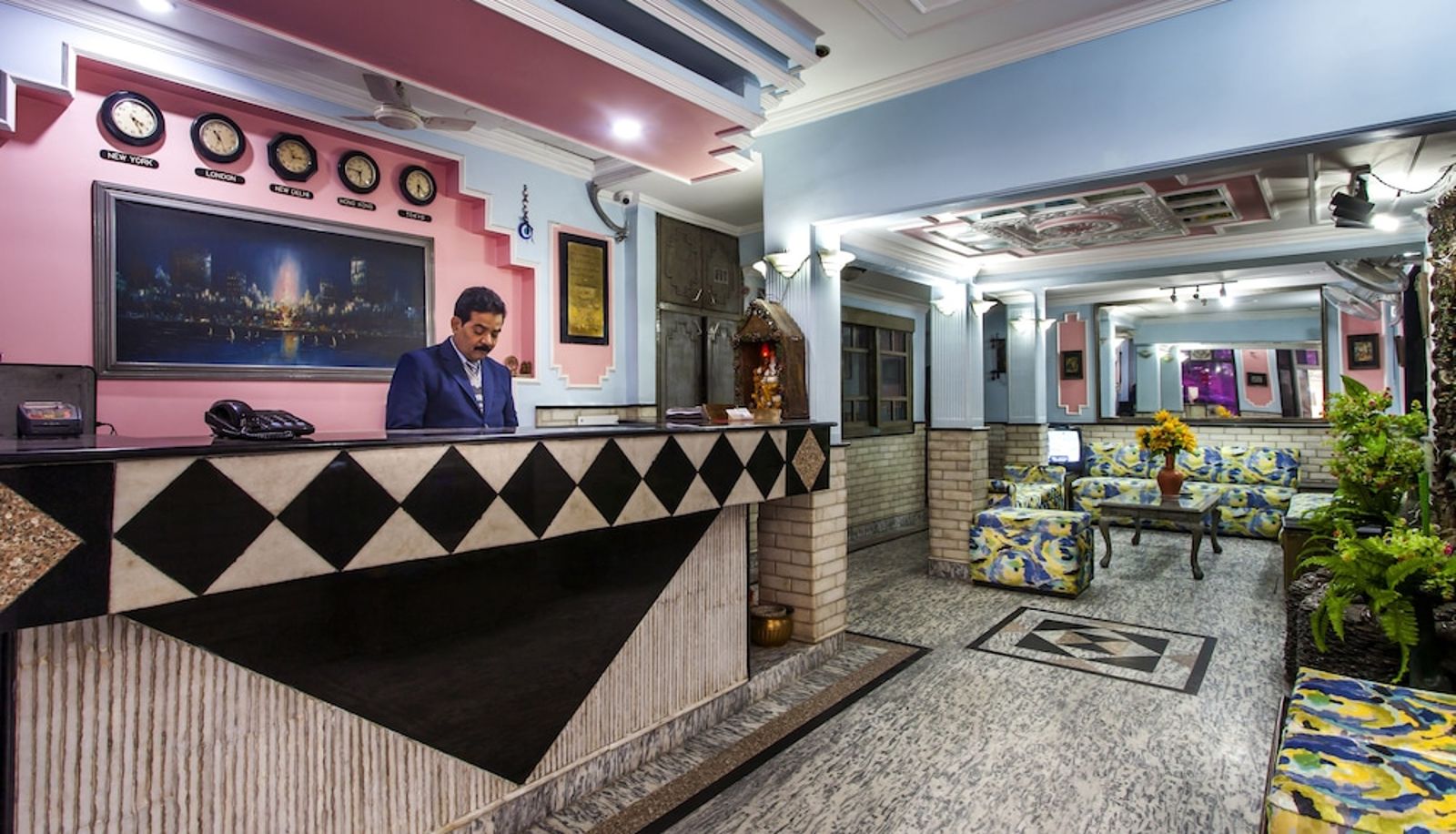 Recepción - Hotel Sunshine