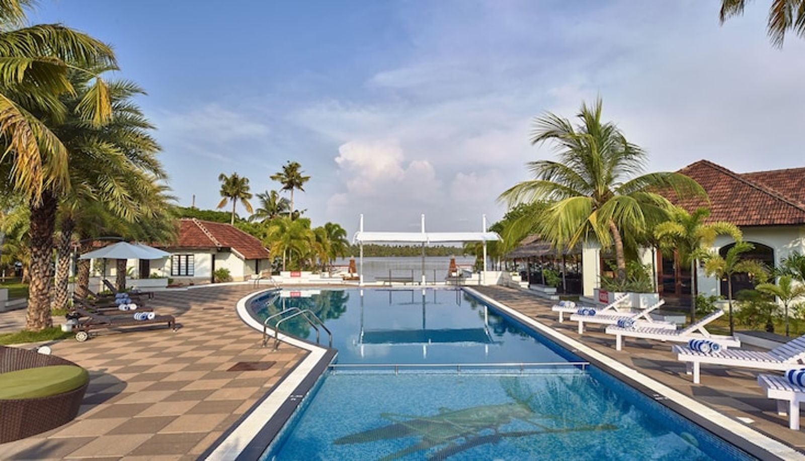 Pool - Club Mahindra Cherai Beach