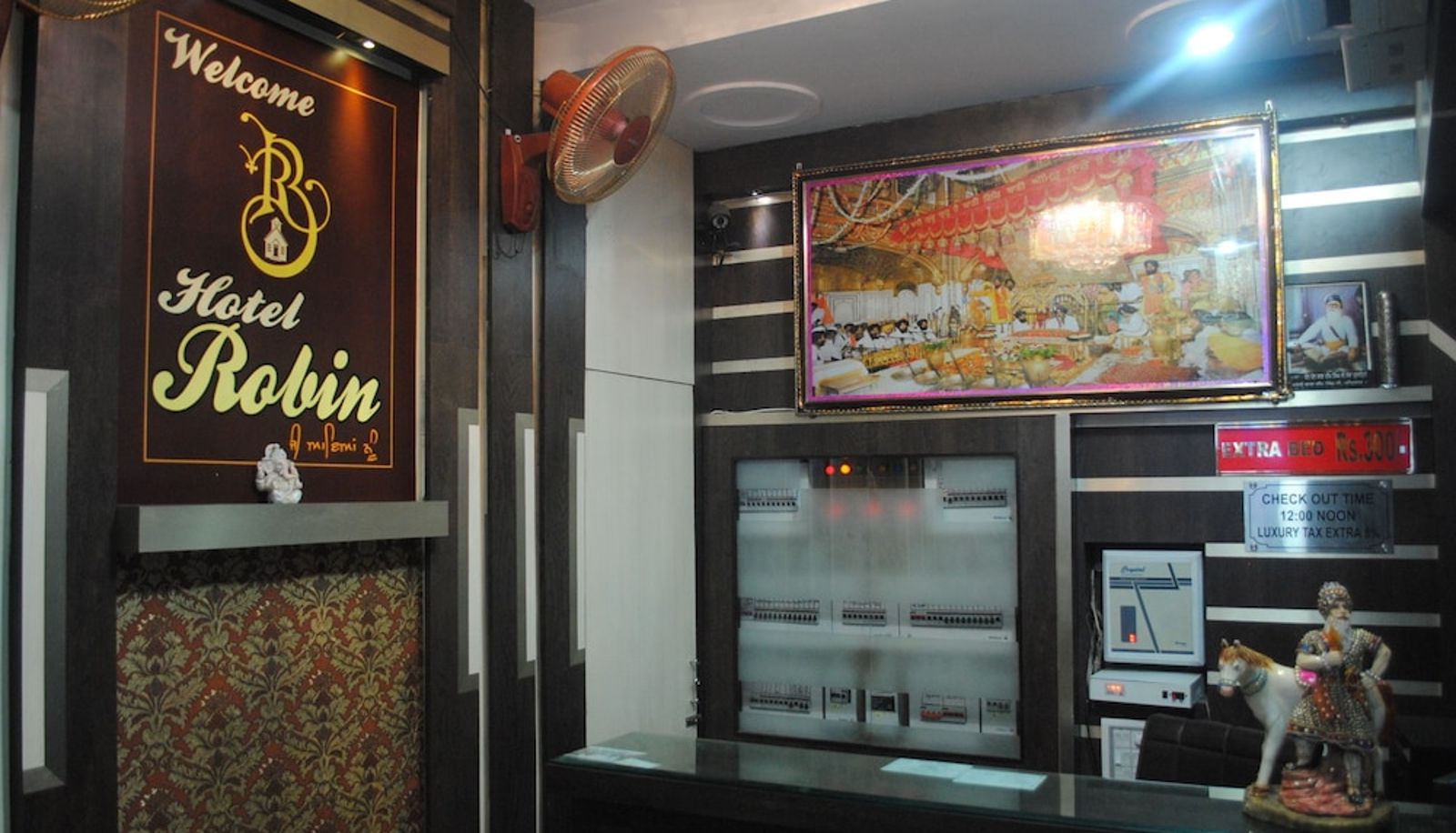Reception - Hotel Robin