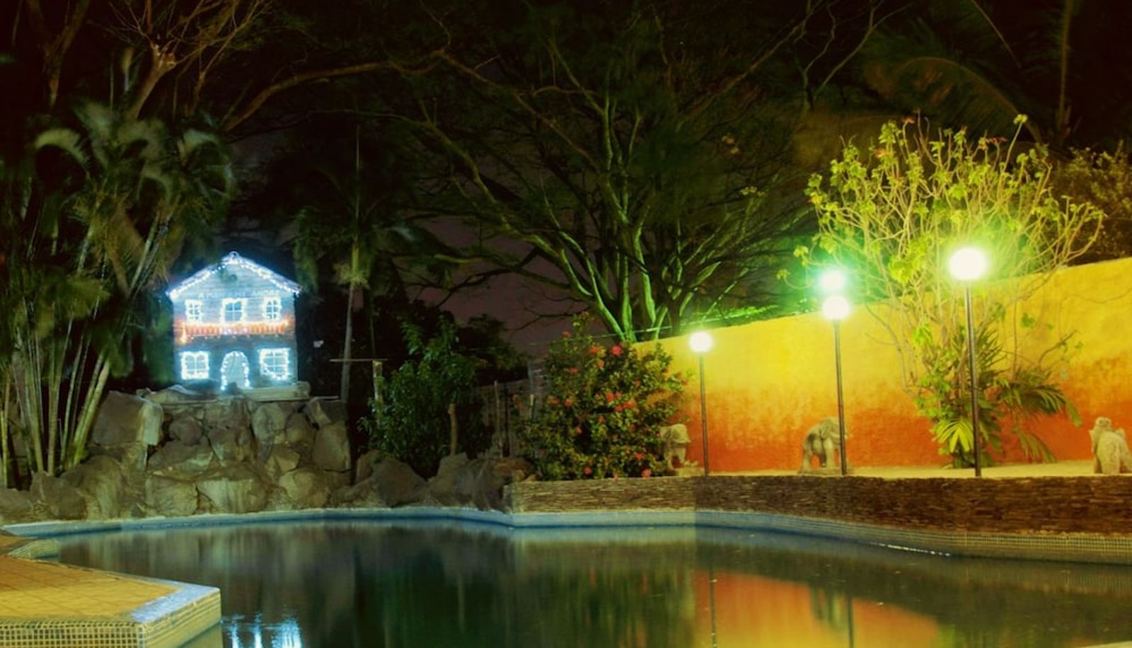 Basen - Hotel Cesar - Restaurante Bruciato