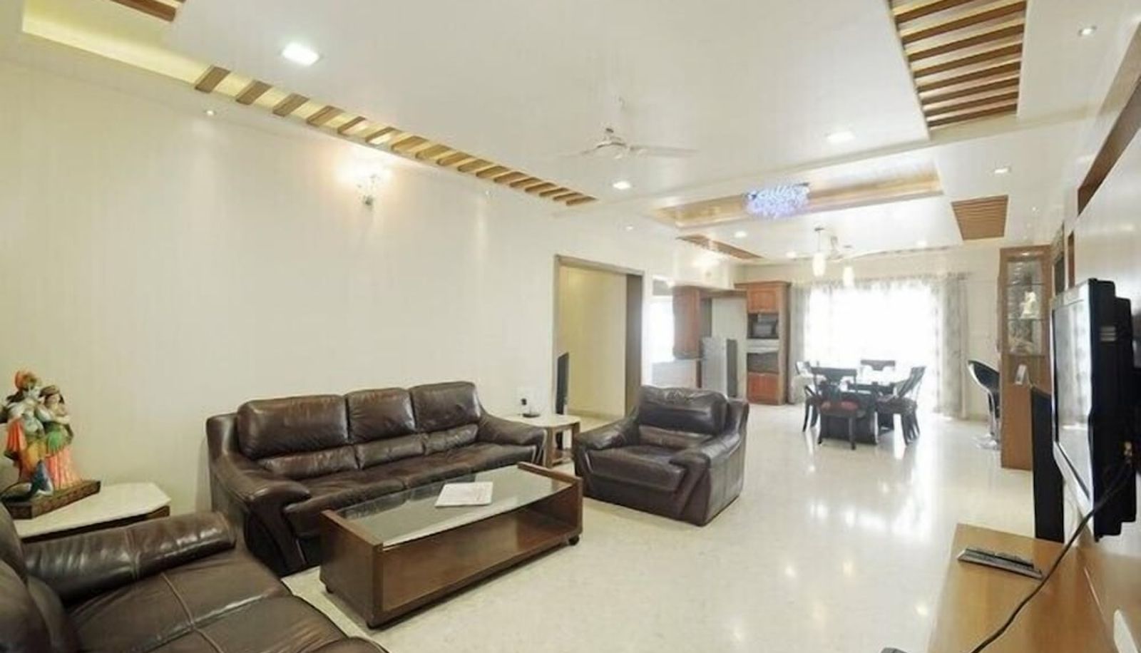 Hall - Kalpatharuvu Service Apartments