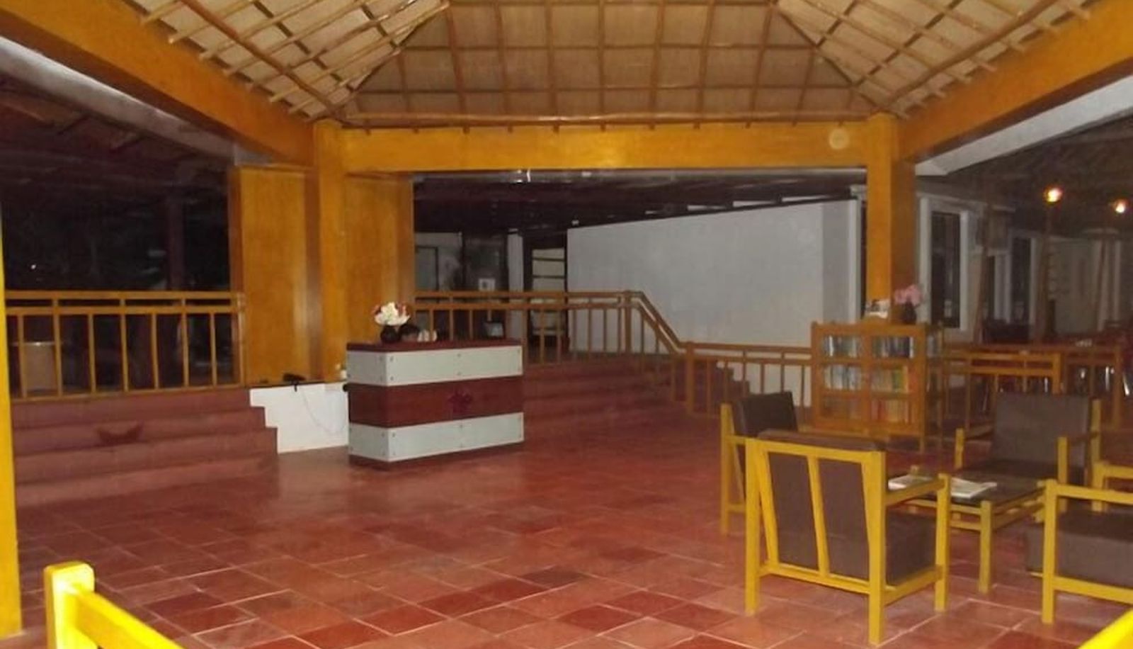 Hall - Village Retreat