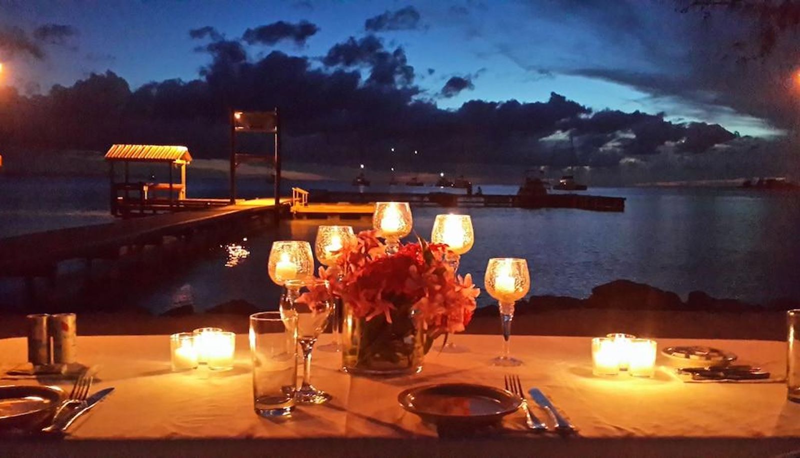 Restaurant - Anegada Reef Hotel