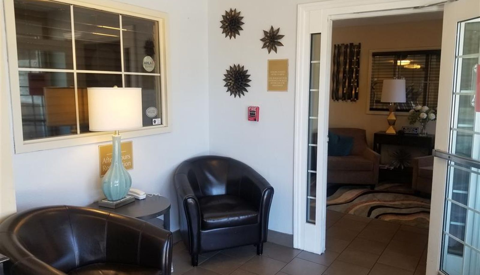 Hall - Sonesta Simply Suites Dallas Galleria
