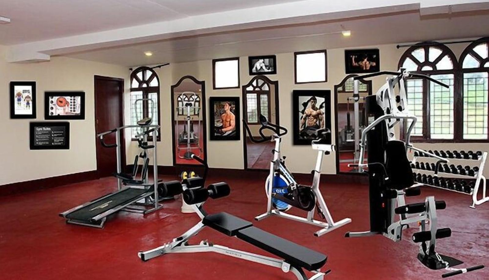 Gimnasio - La Flora Amberley Resort