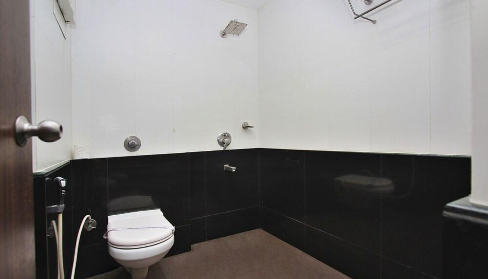 Standard room - OYO 346 Fortune Comforts