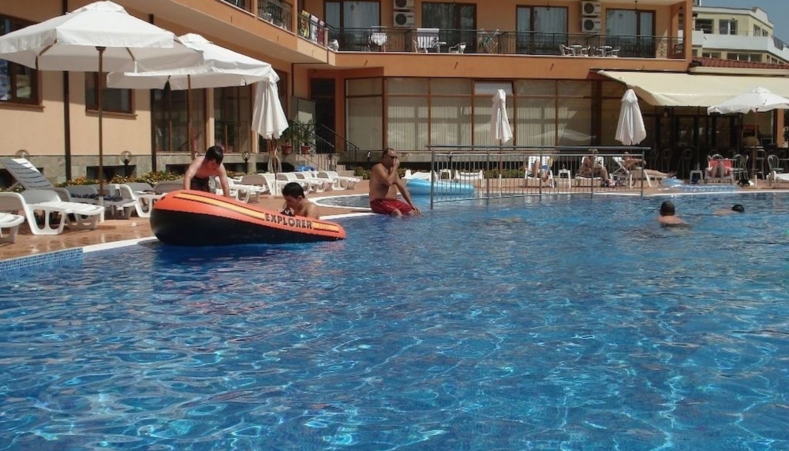 Pool - Apart-hotel Happy