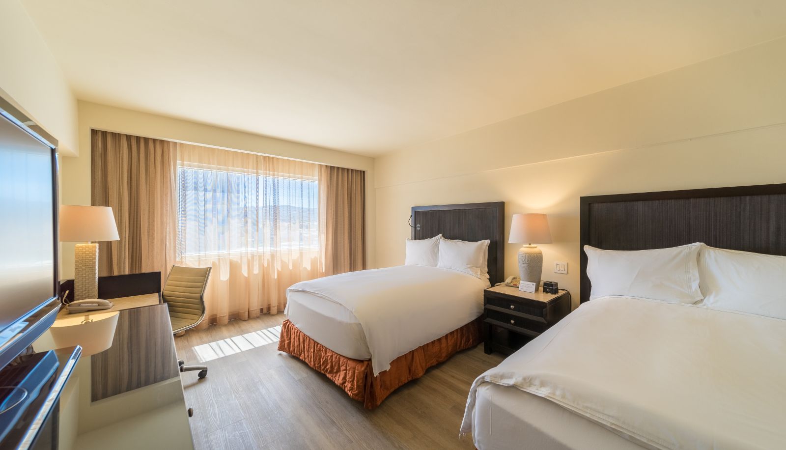 Kamer - InterContinental Hotels SAN SALVADOR-METROCENTRO MALL by IHG