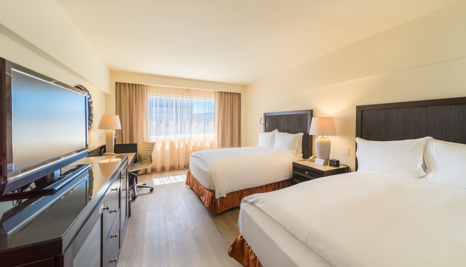 Kamer - InterContinental Hotels SAN SALVADOR-METROCENTRO MALL by IHG