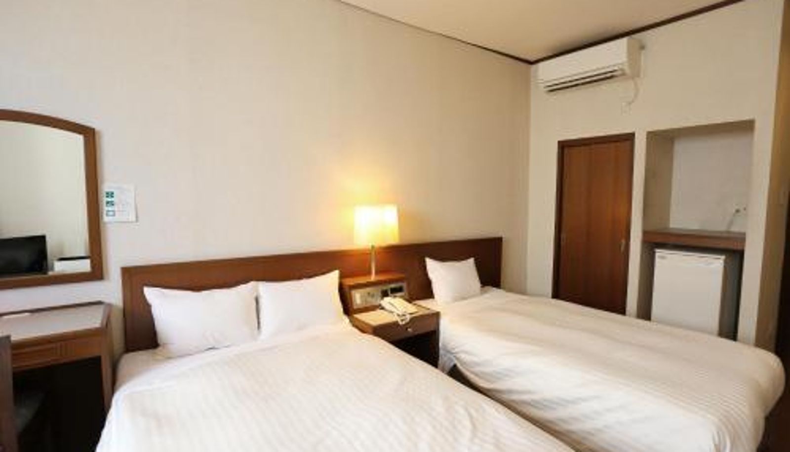 Zimmer - Hotel Castle Inn Suzuka