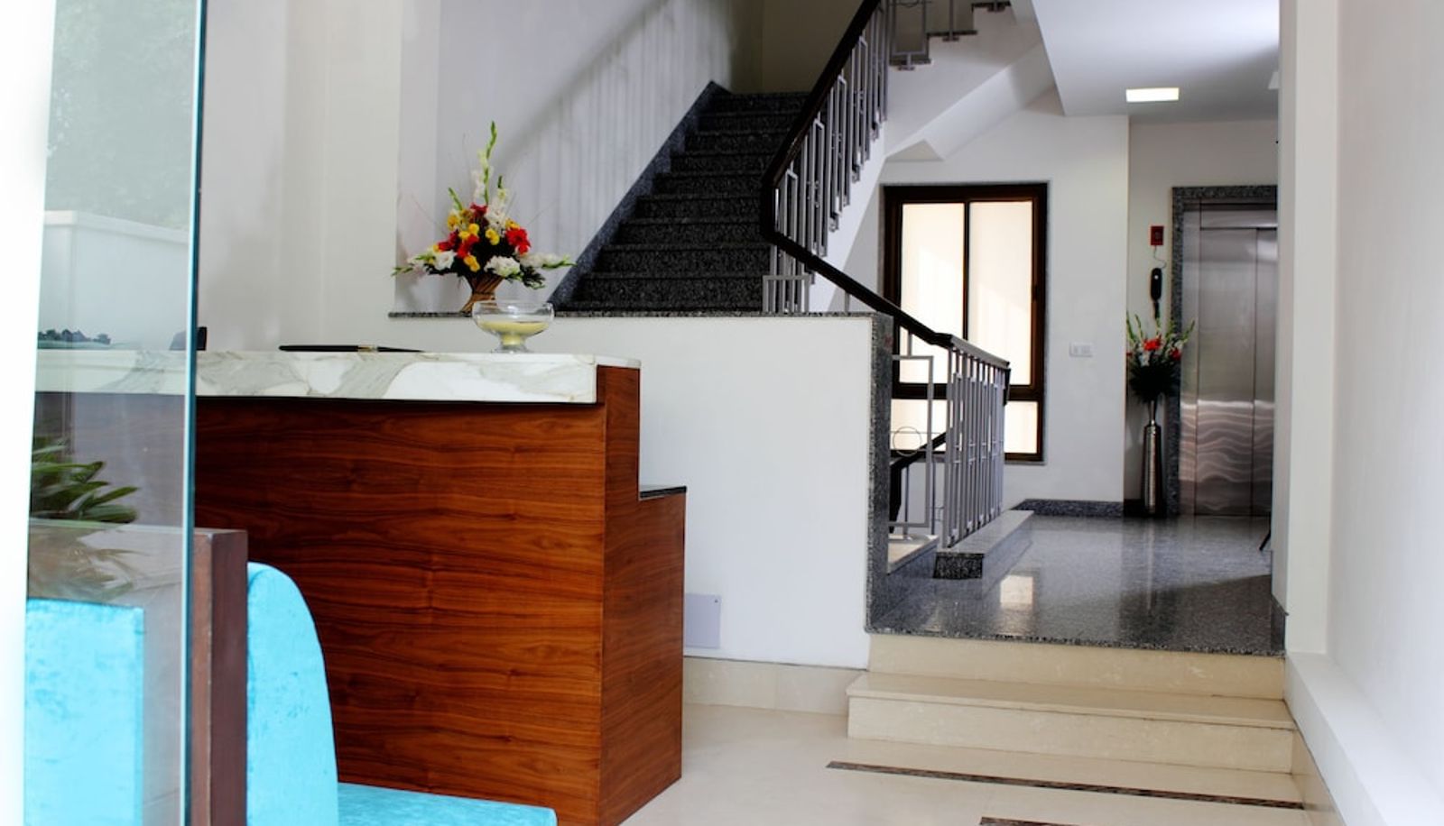 Réception - Stately Suites MG Road