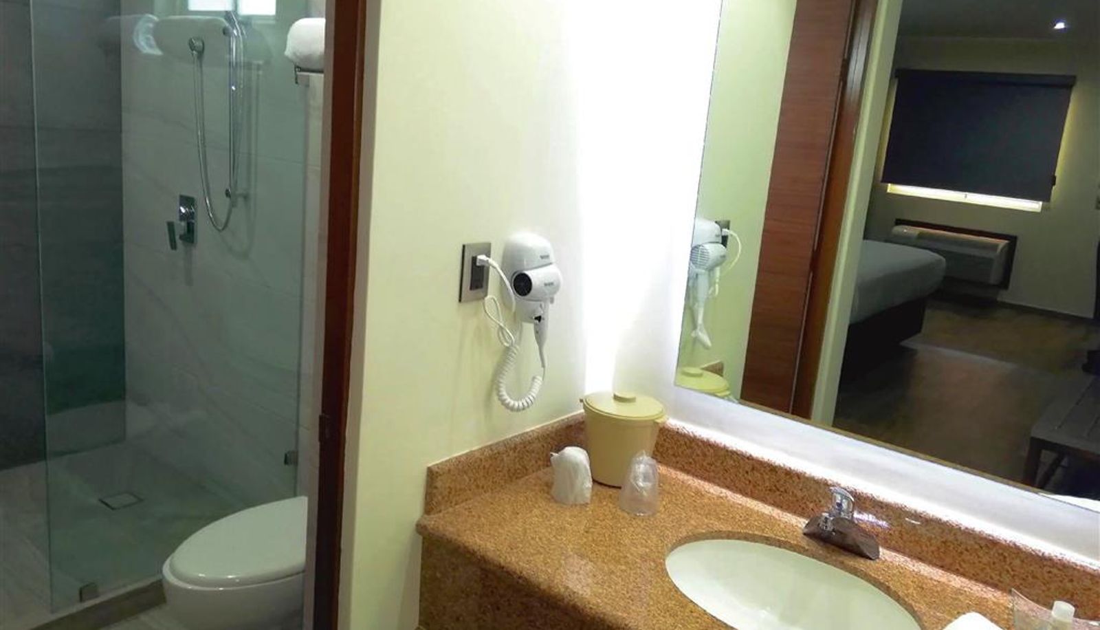 Suite - Comfort Inn Monterrey Norte