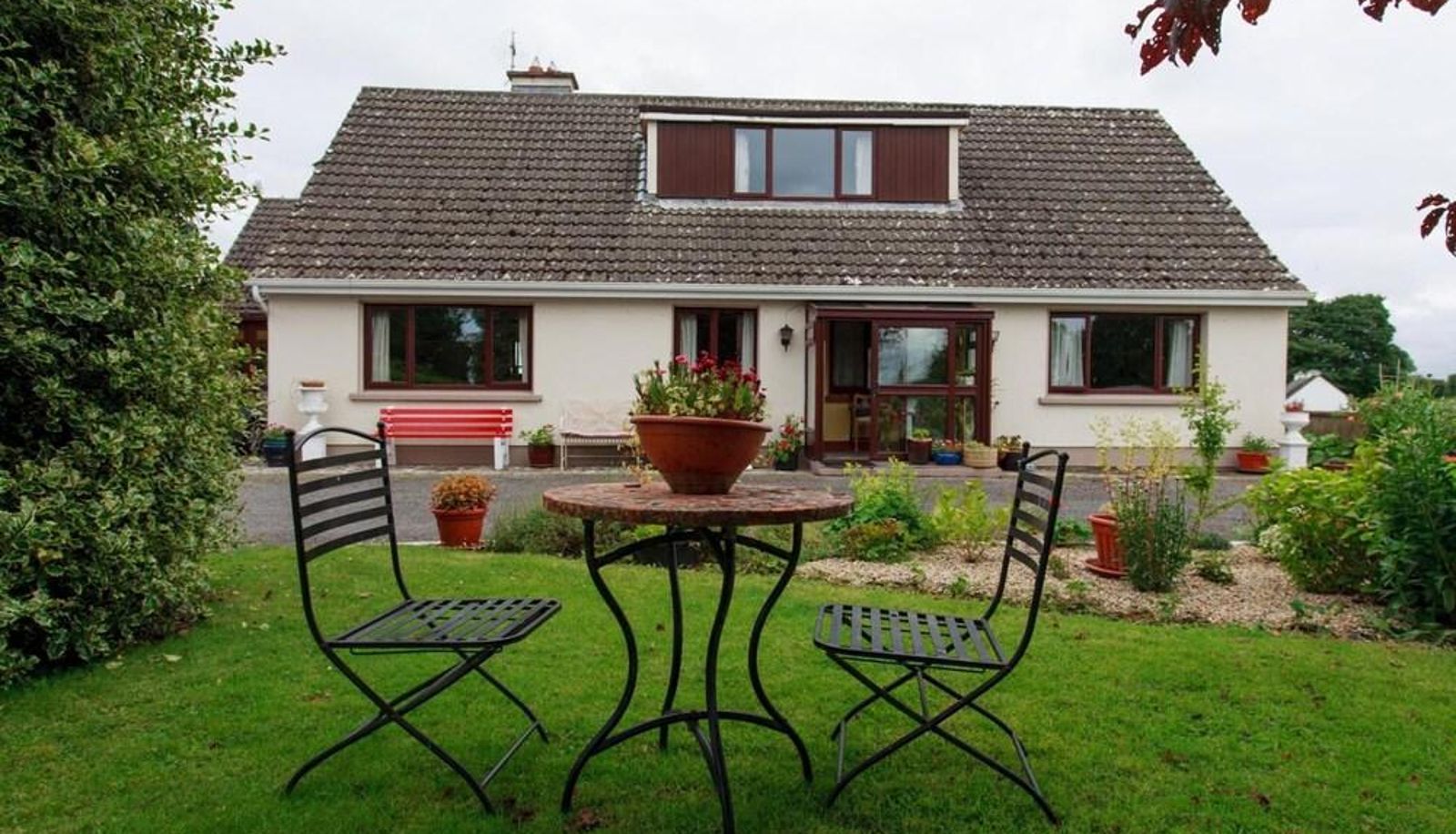 Dintorni - Lynch's Farmhouse