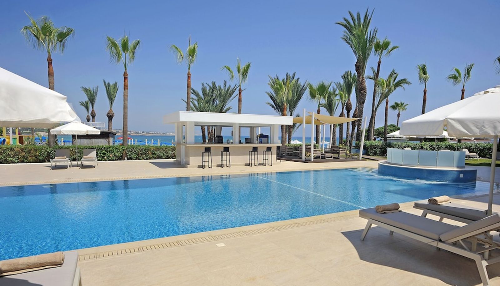 Pool - Okeanos Beach Boutique Hotel