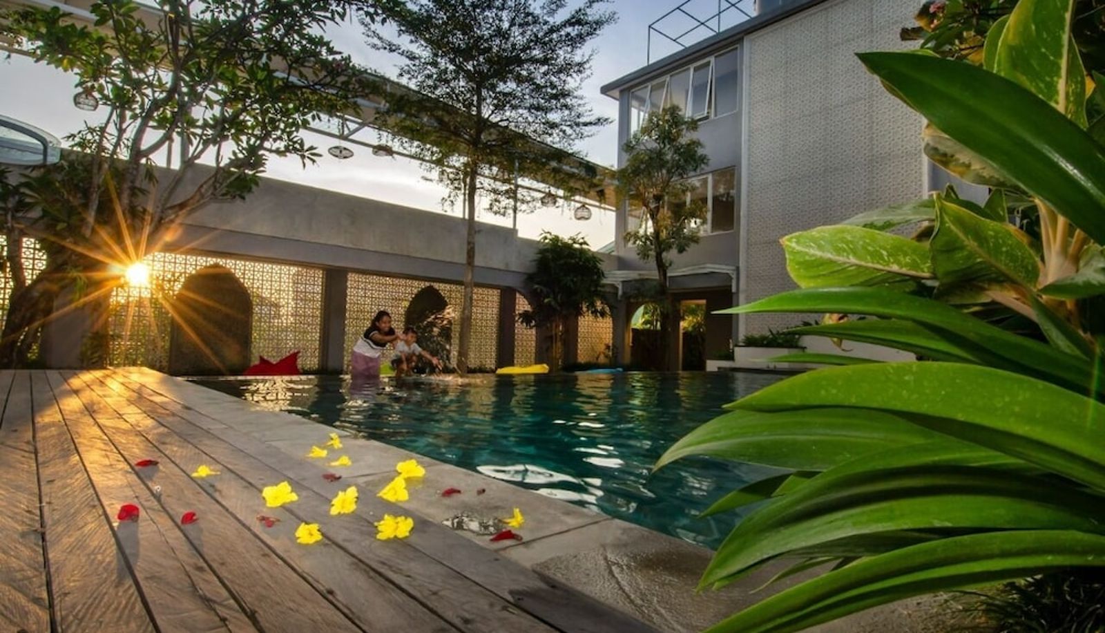 Piscina - Cozy Stay
