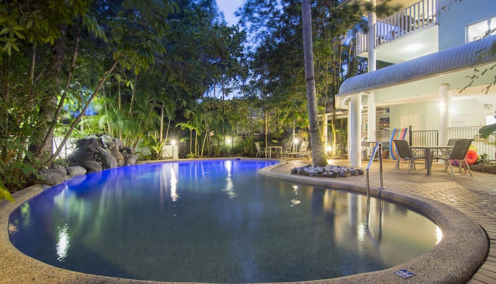 Pool - Port Douglas Outrigger Holiday Apartments