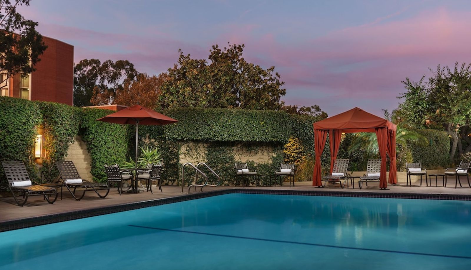 Piscina - USC Hotel