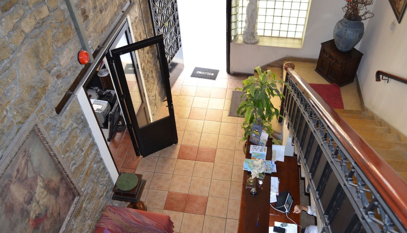 Hall - Metropole Hotel