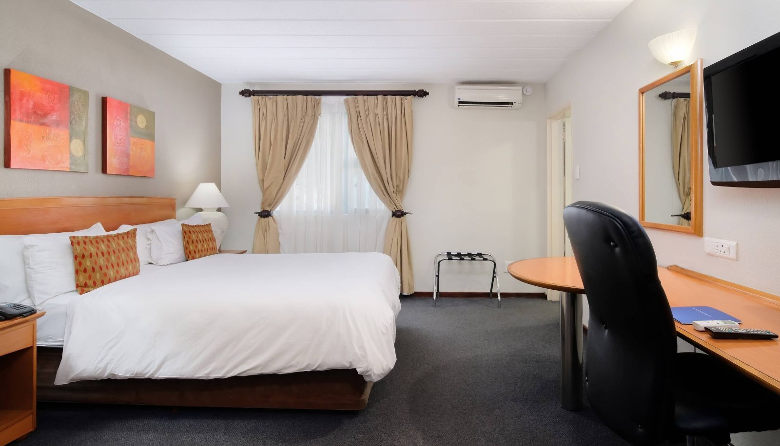 Zimmer - Protea Hotel by Marriott Polokwane Landmark