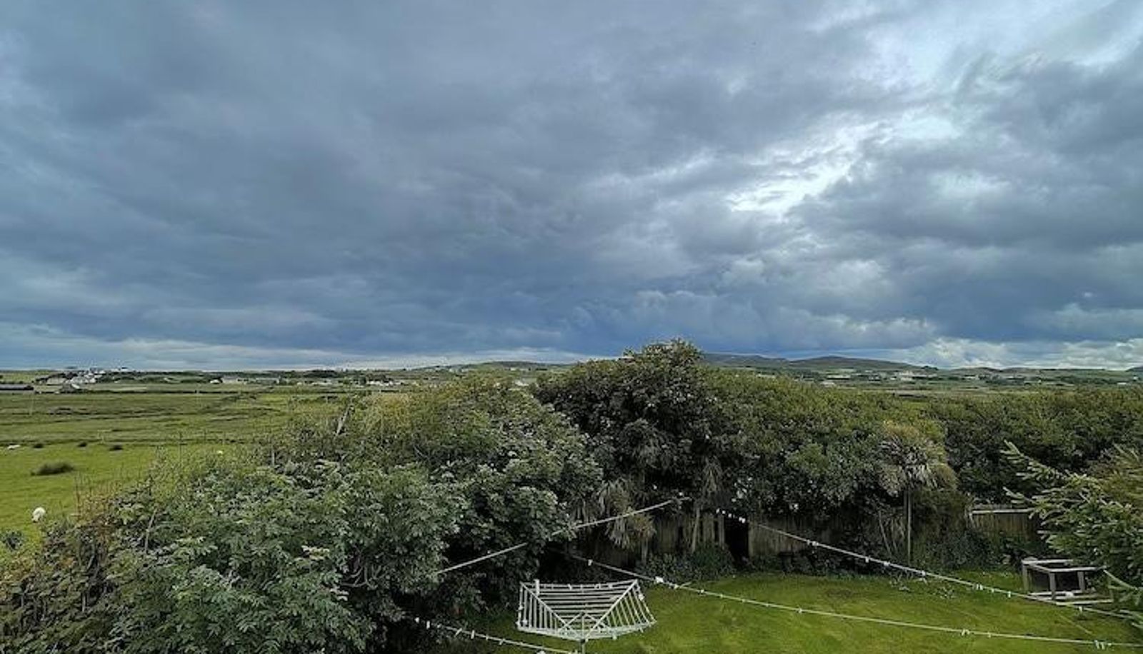 Garden - Whitestrand B&B
