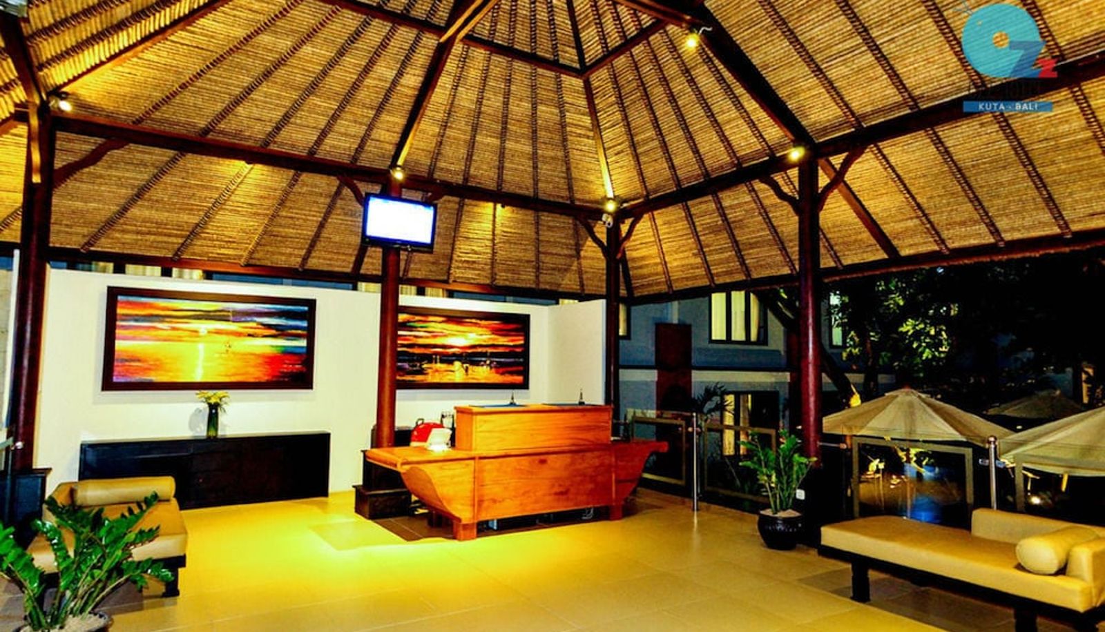 Reception - Ozz Hotel - Kuta Bali