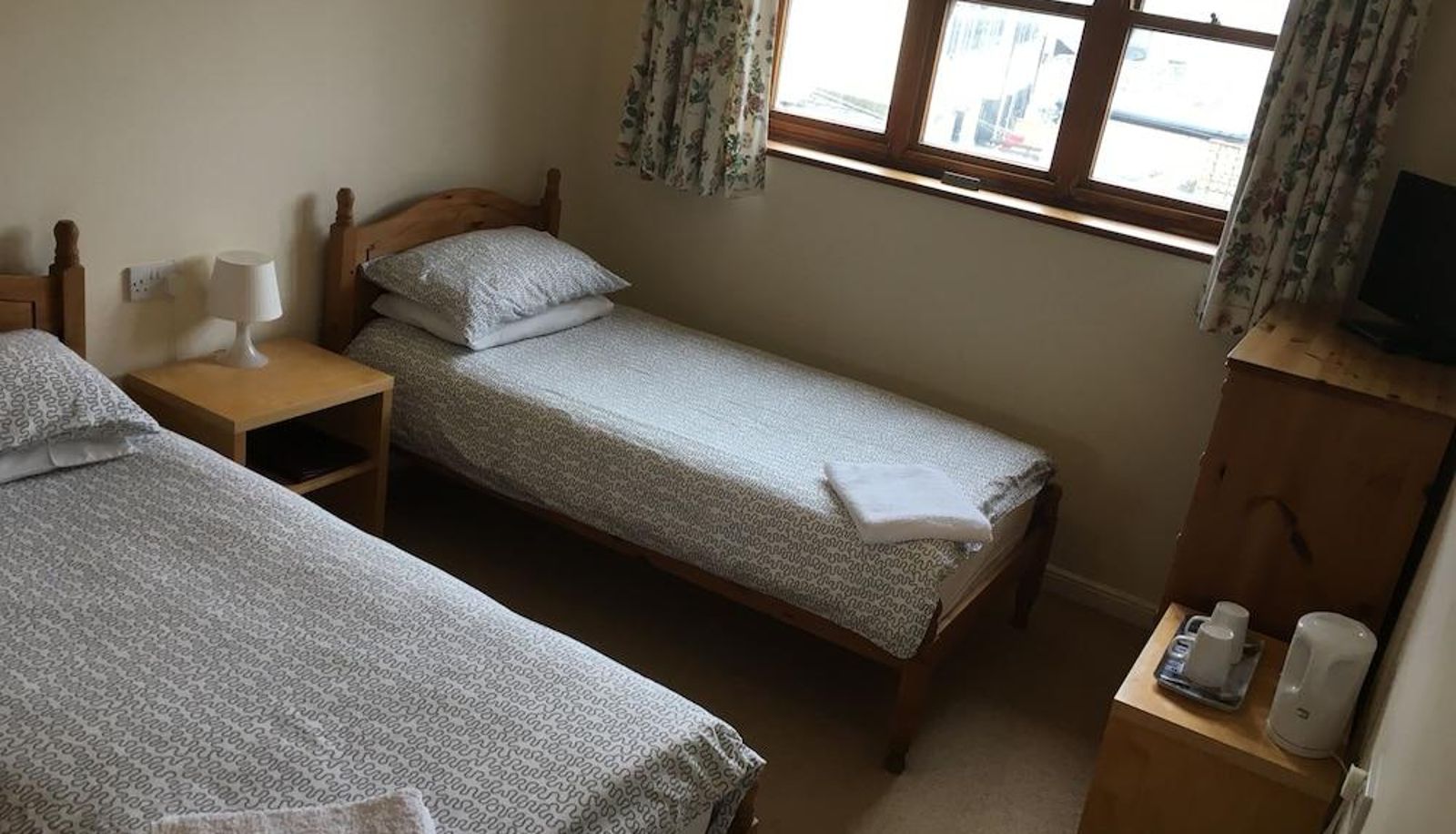 Standard room - Beach House B&B