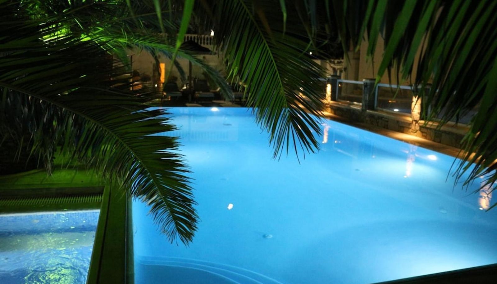 Zwembad - Petinaros Hotel