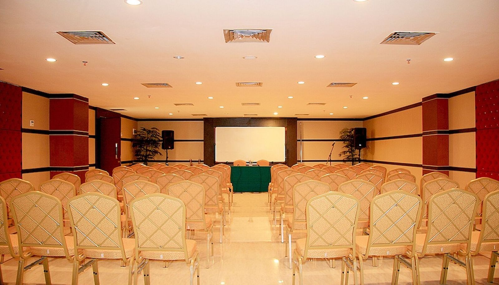 Sala riunioni - Lion Hotel & Plaza