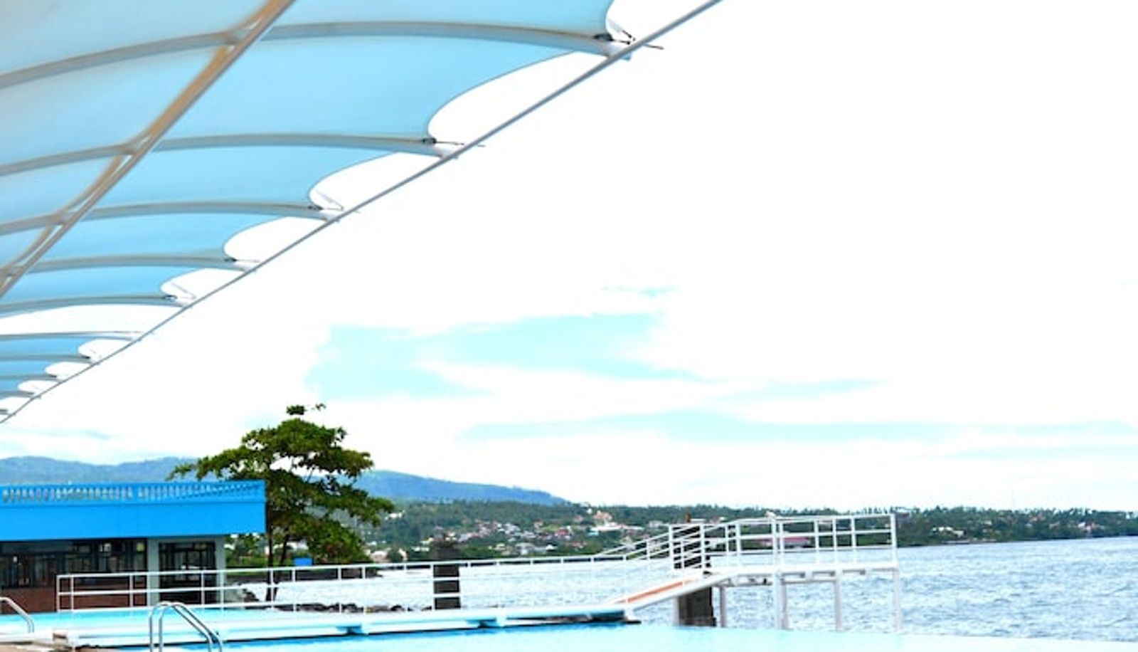 Piscina - Lion Hotel & Plaza