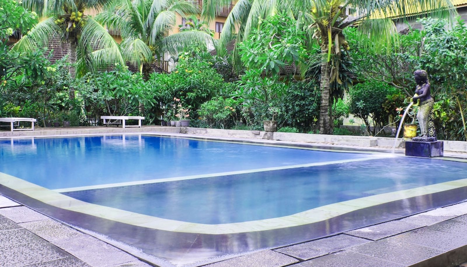 Basen - Kodja Beach Resort