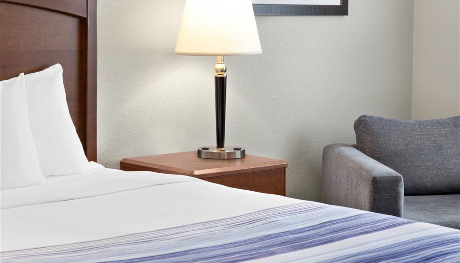 Zimmer - AmericInn by Wyndham Bemidji