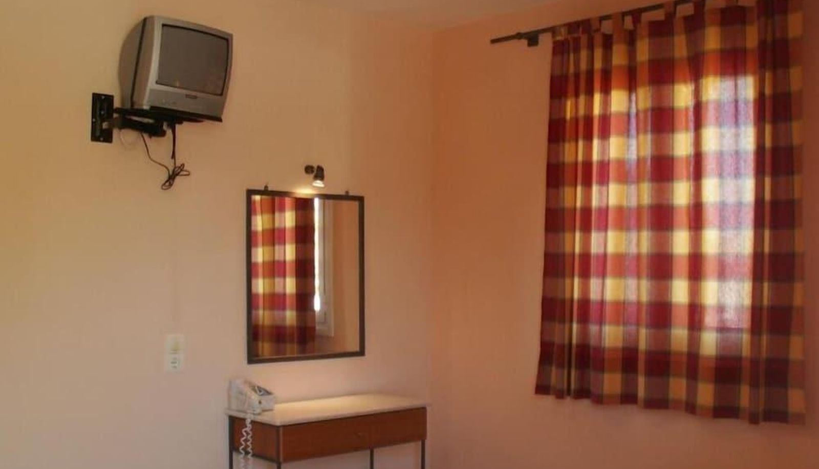 Standard room - Elanthi Village Hotel