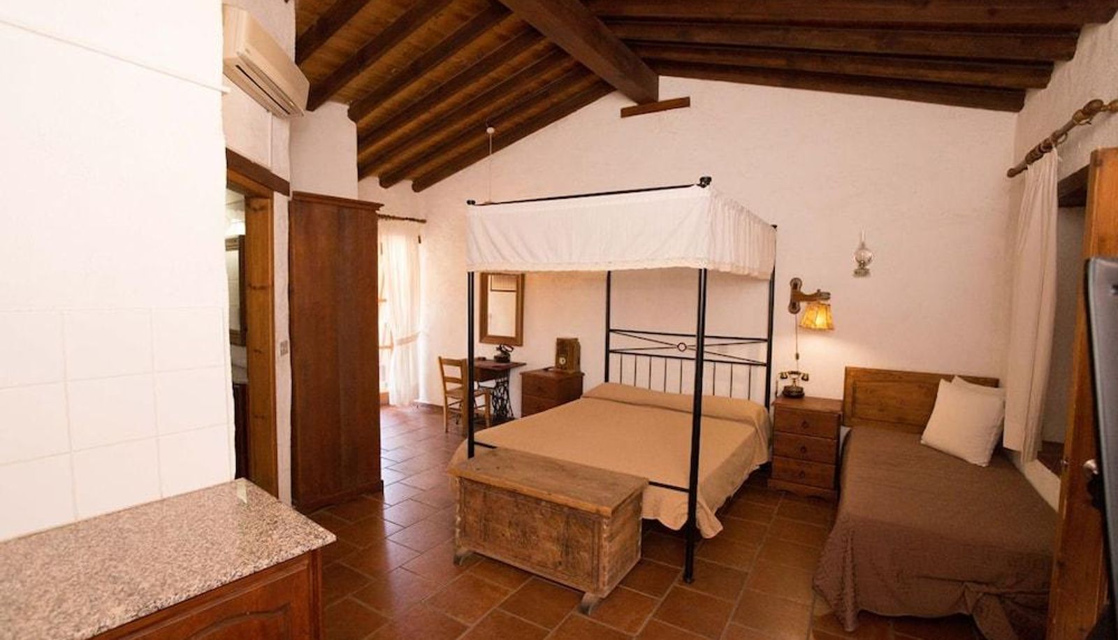 Camera standard - Linos Inn