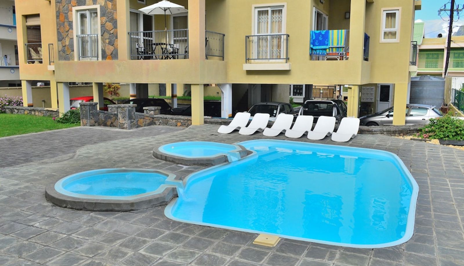 Basen - Paradya Beach Apartments