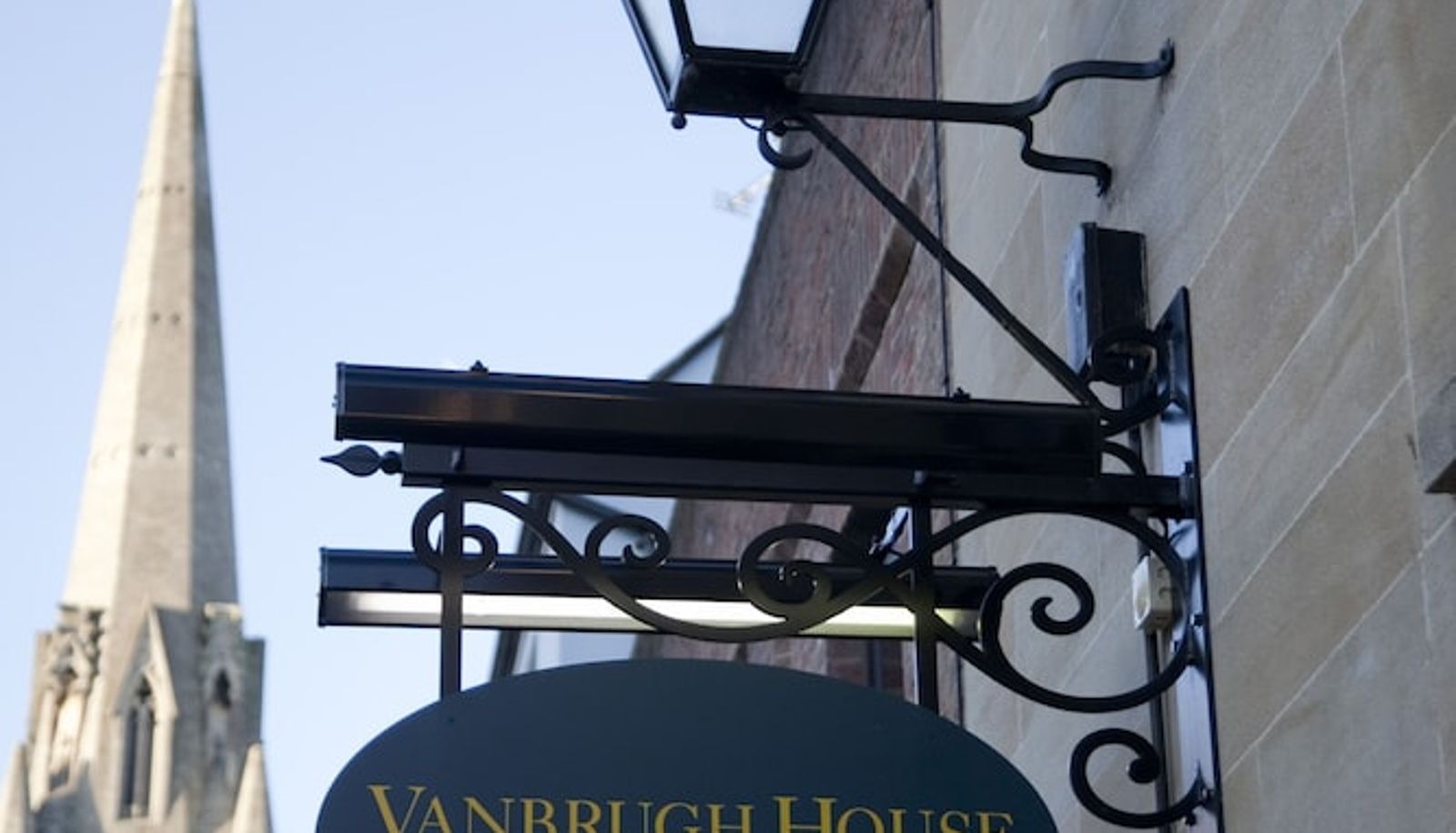 Info - Vanbrugh House Hotel