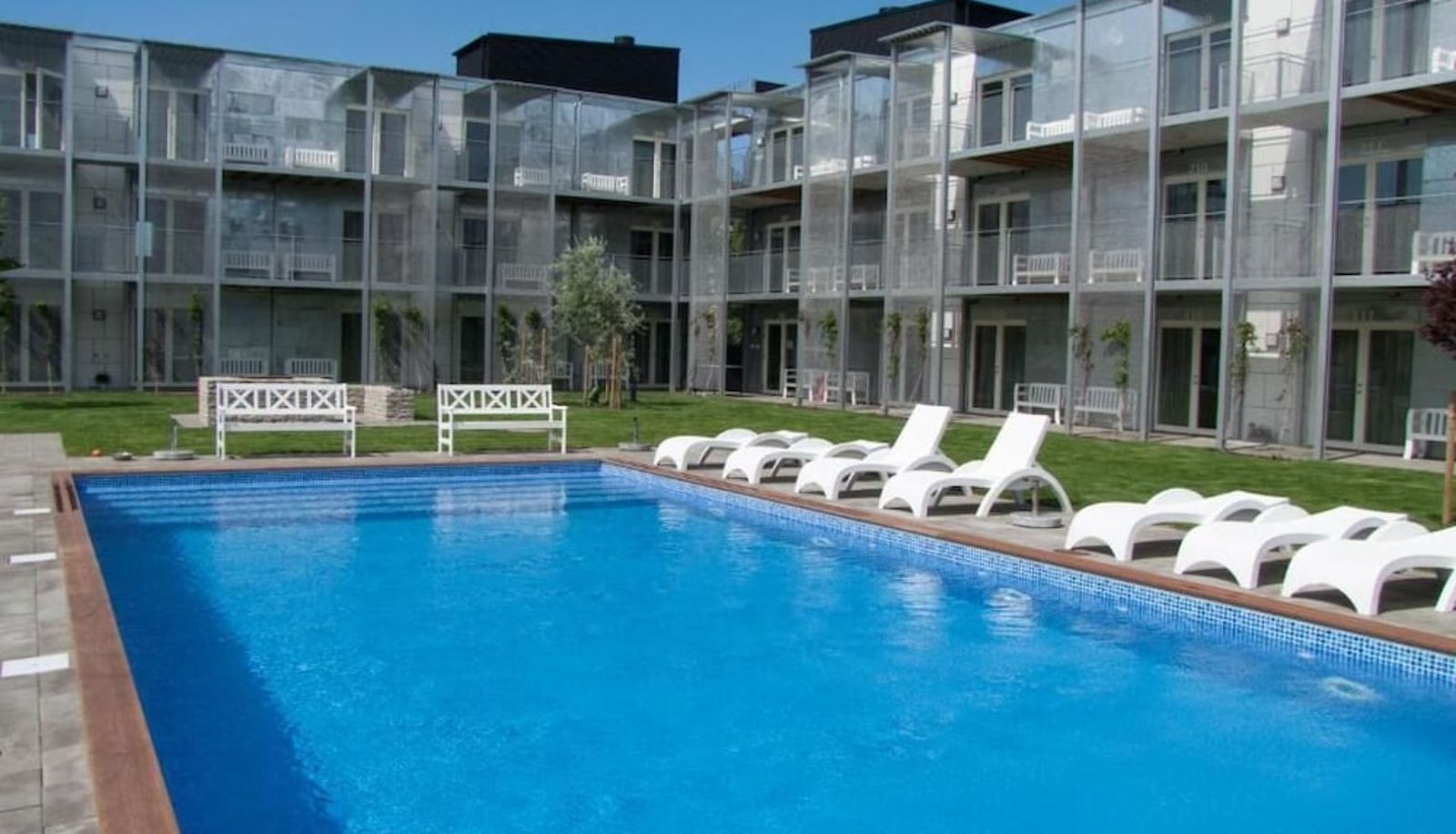Pool - Kolgården - Visby Lägenhetshotell