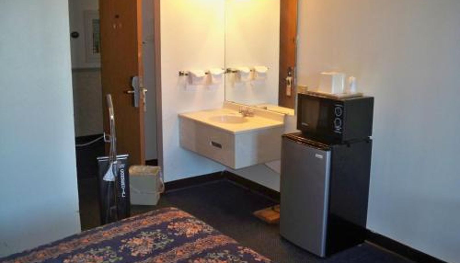 Kamer - Economy Inn Wentzville