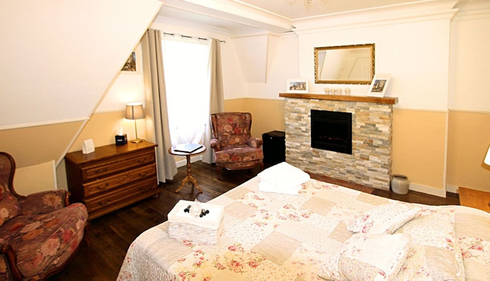 Chambre supérieure (double) - Hattonchatel Château & Restaurant La Table du Château
