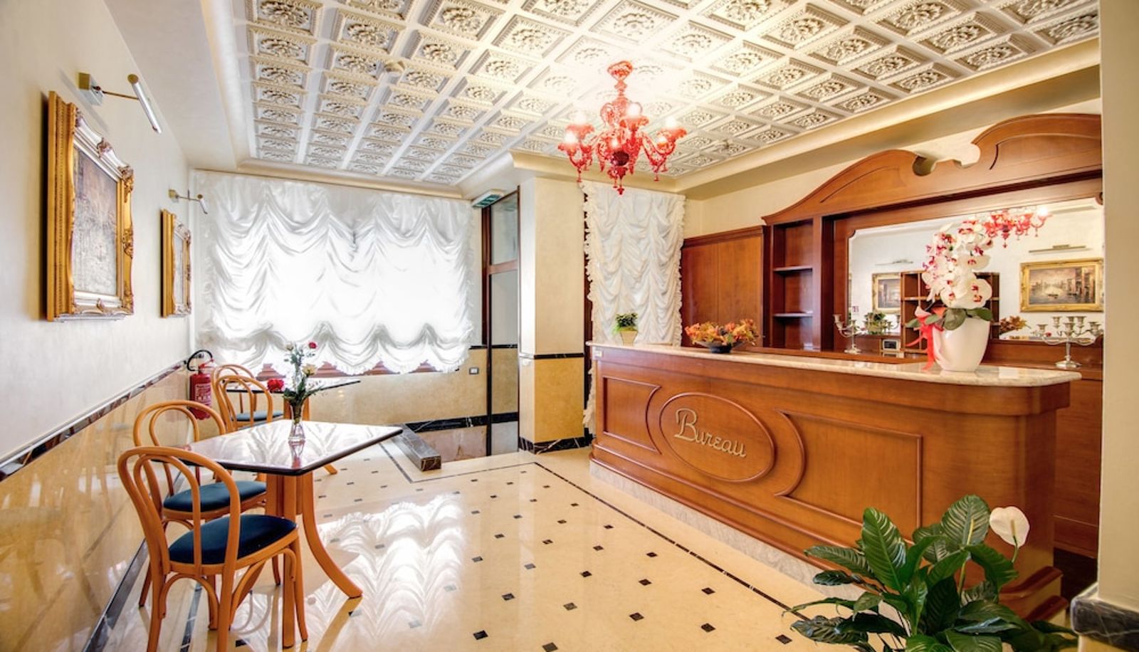 Recepción - Hotel Domus Cavanis Venezia