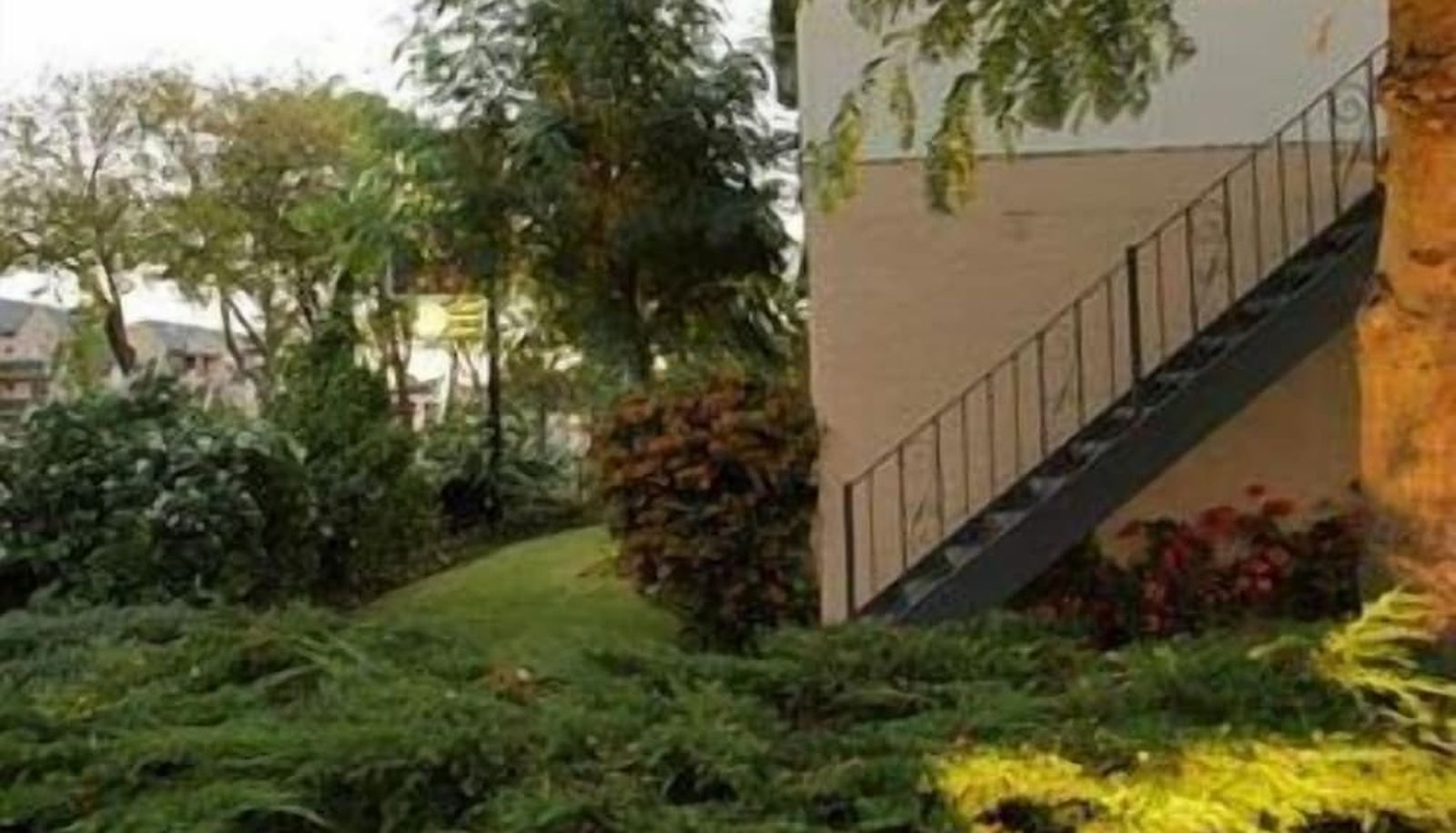 Tuin - Avalon Court Accommodation