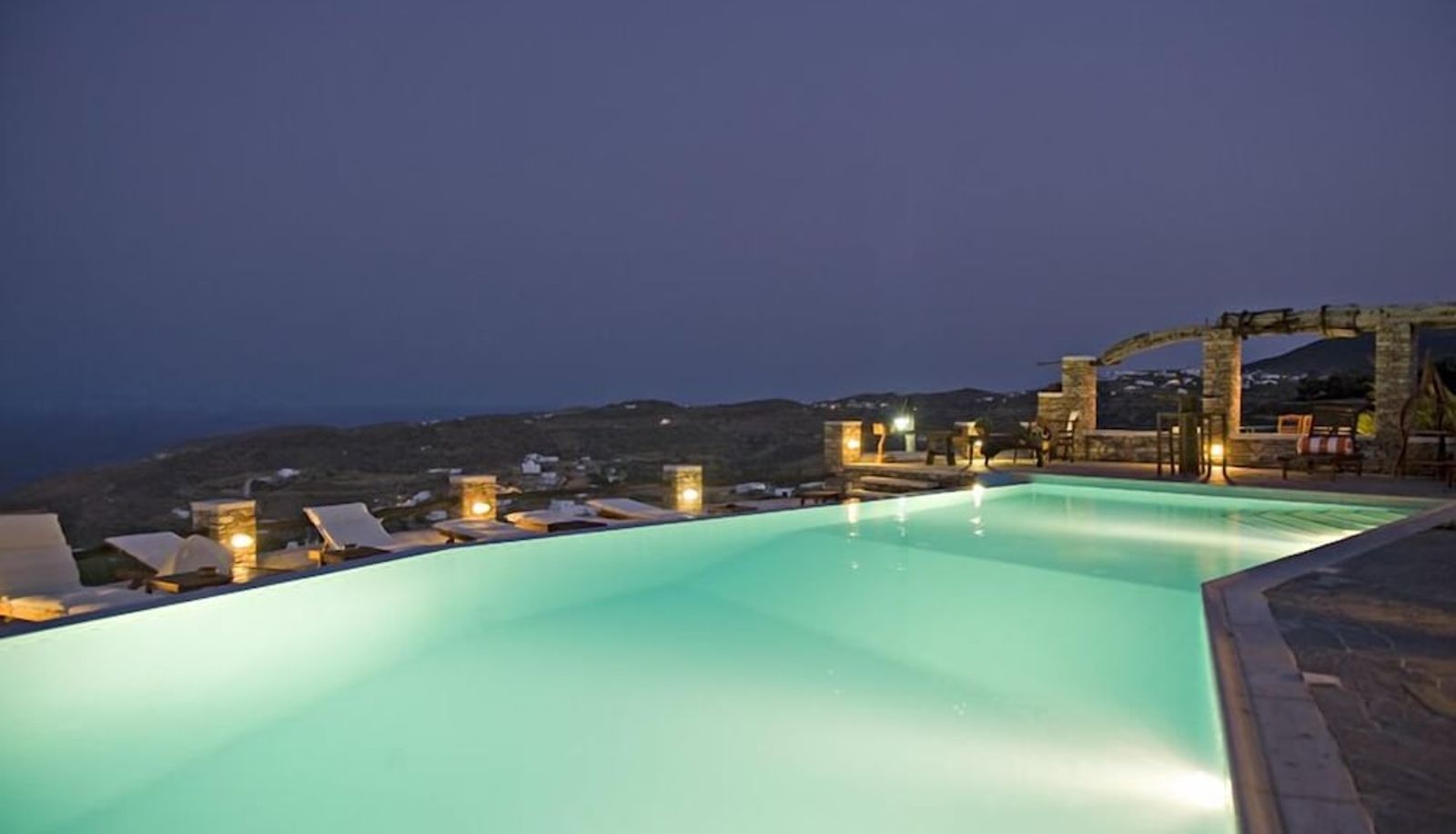 Pool - Windmill Bella Vista