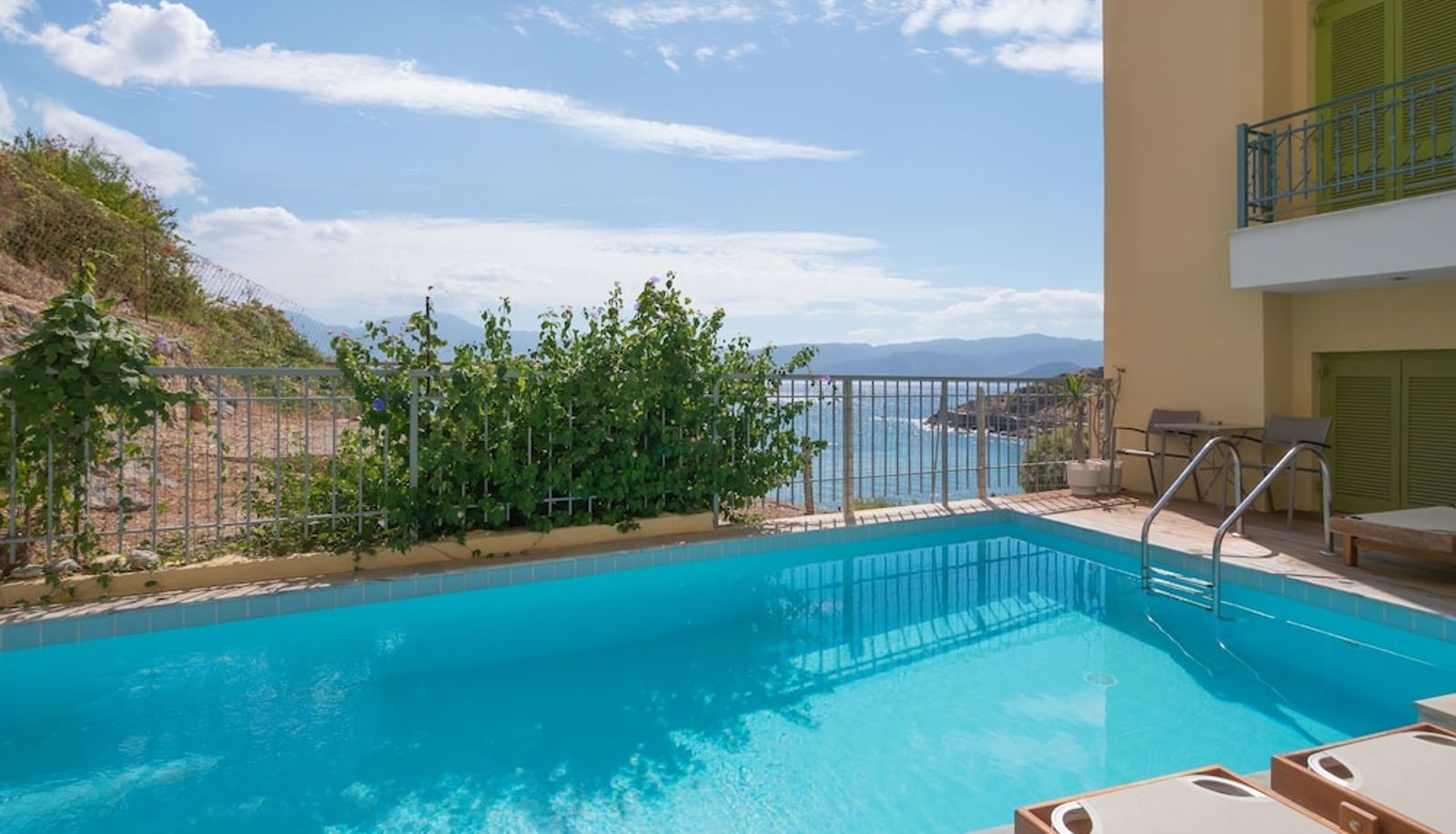 Basen - Mare Hotel Apartments